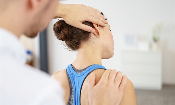 Điều trị đau vai gáy